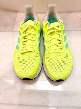 Adidas Women's Solar Glide size 8.5